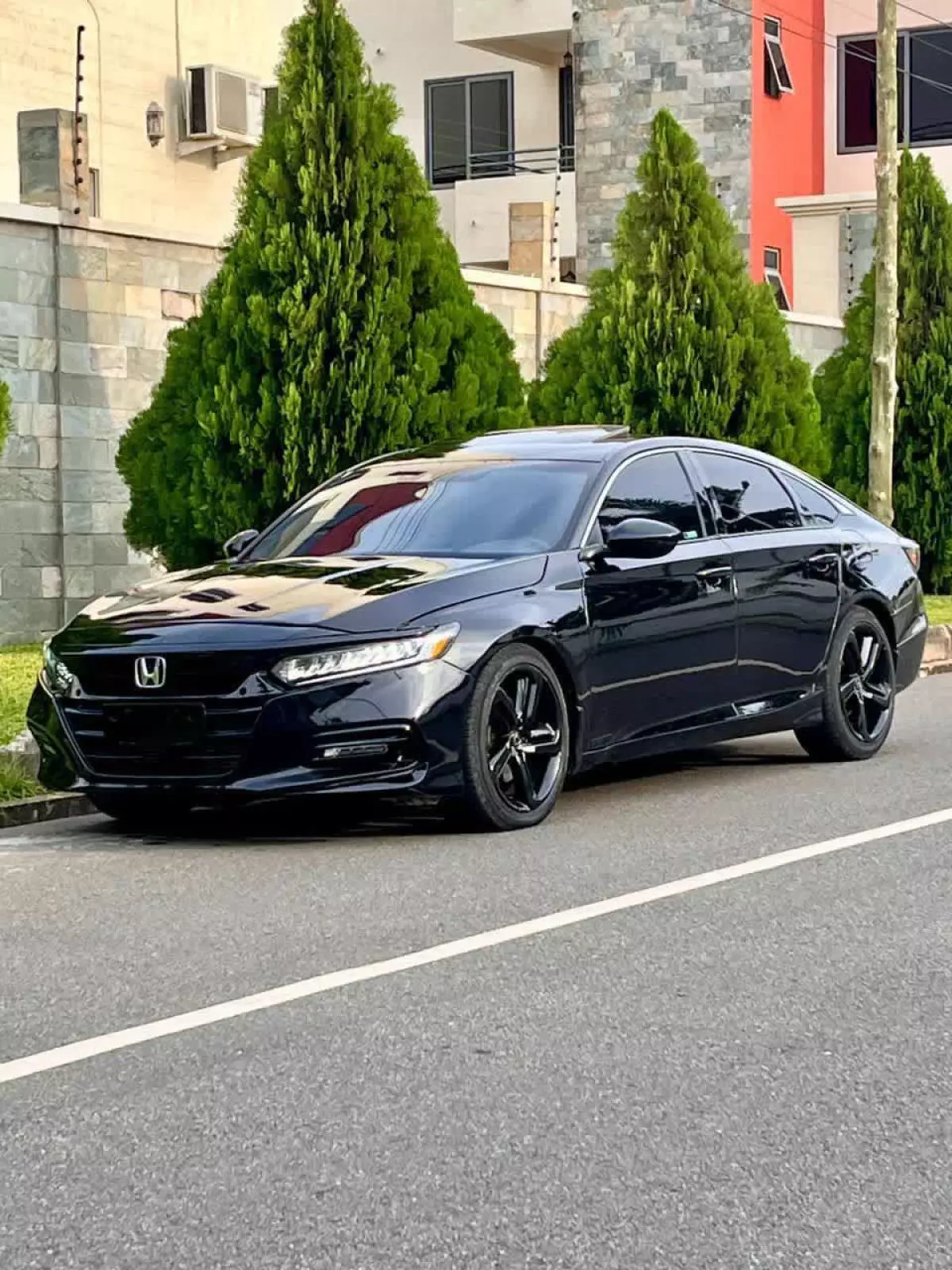 Honda Accord   - 2019