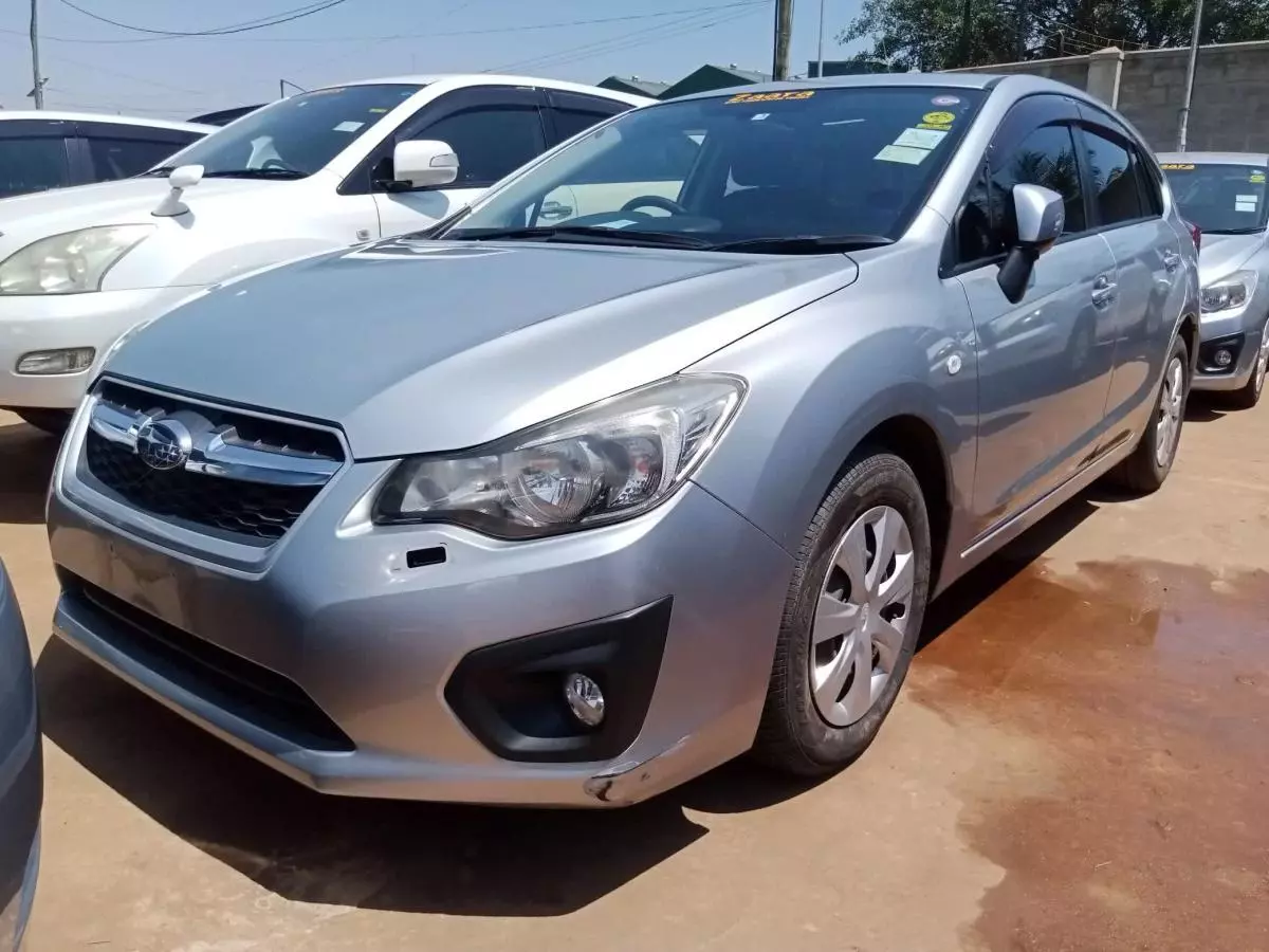 Subaru Impreza   - 2014