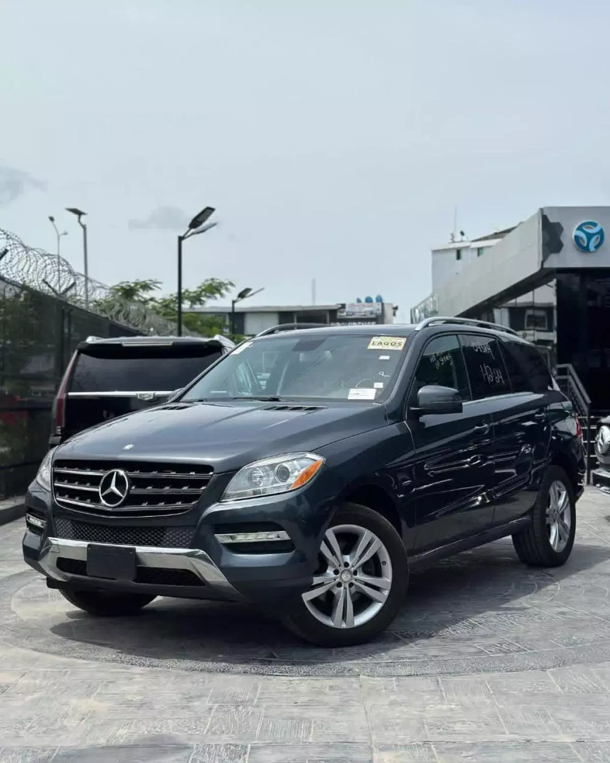 Mercedes-Benz ML 350   - 2012