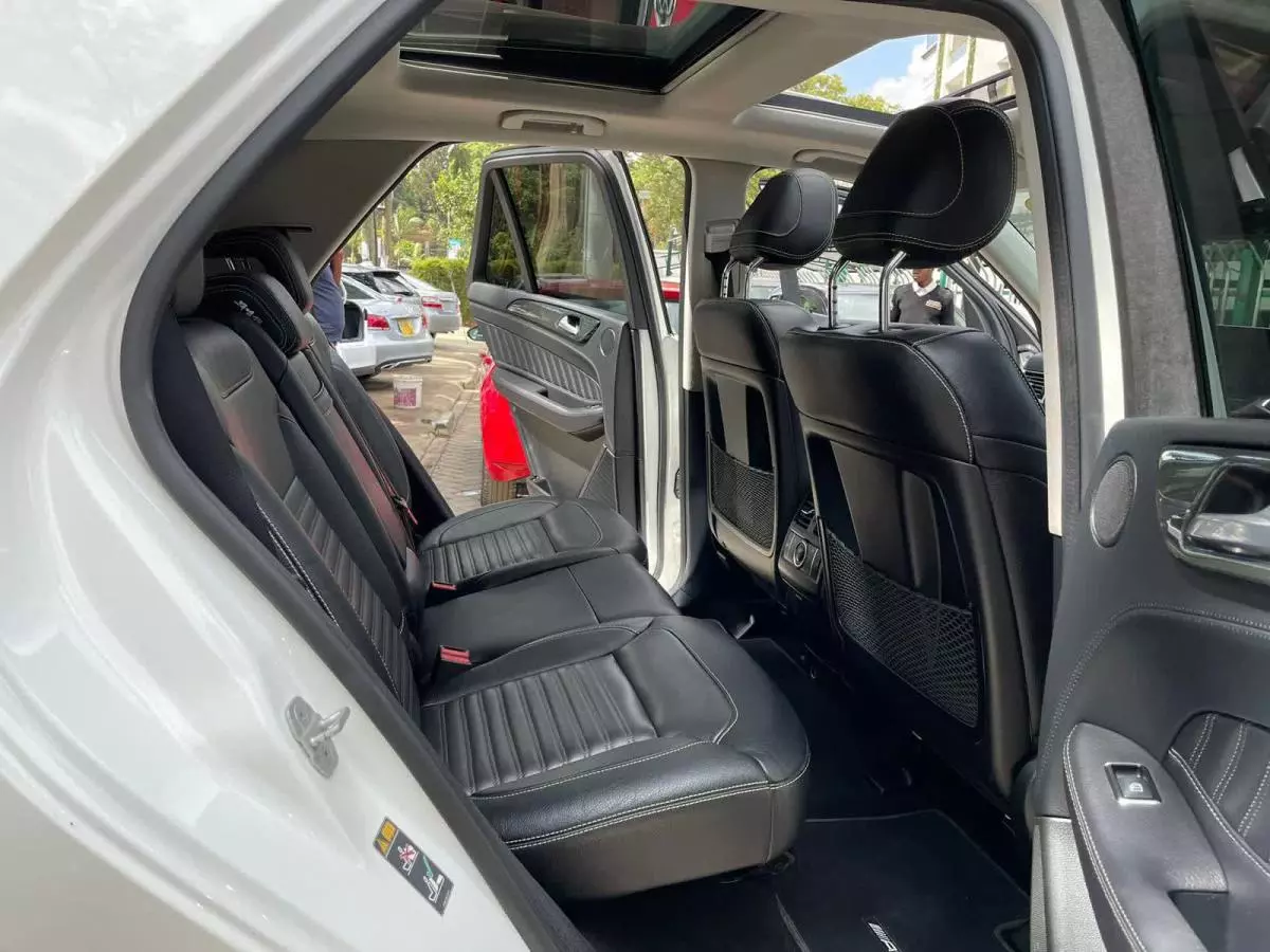 Mercedes-Benz GLE 350 - 2015