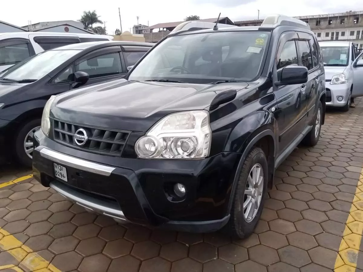 Nissan X-Trail   - 2010