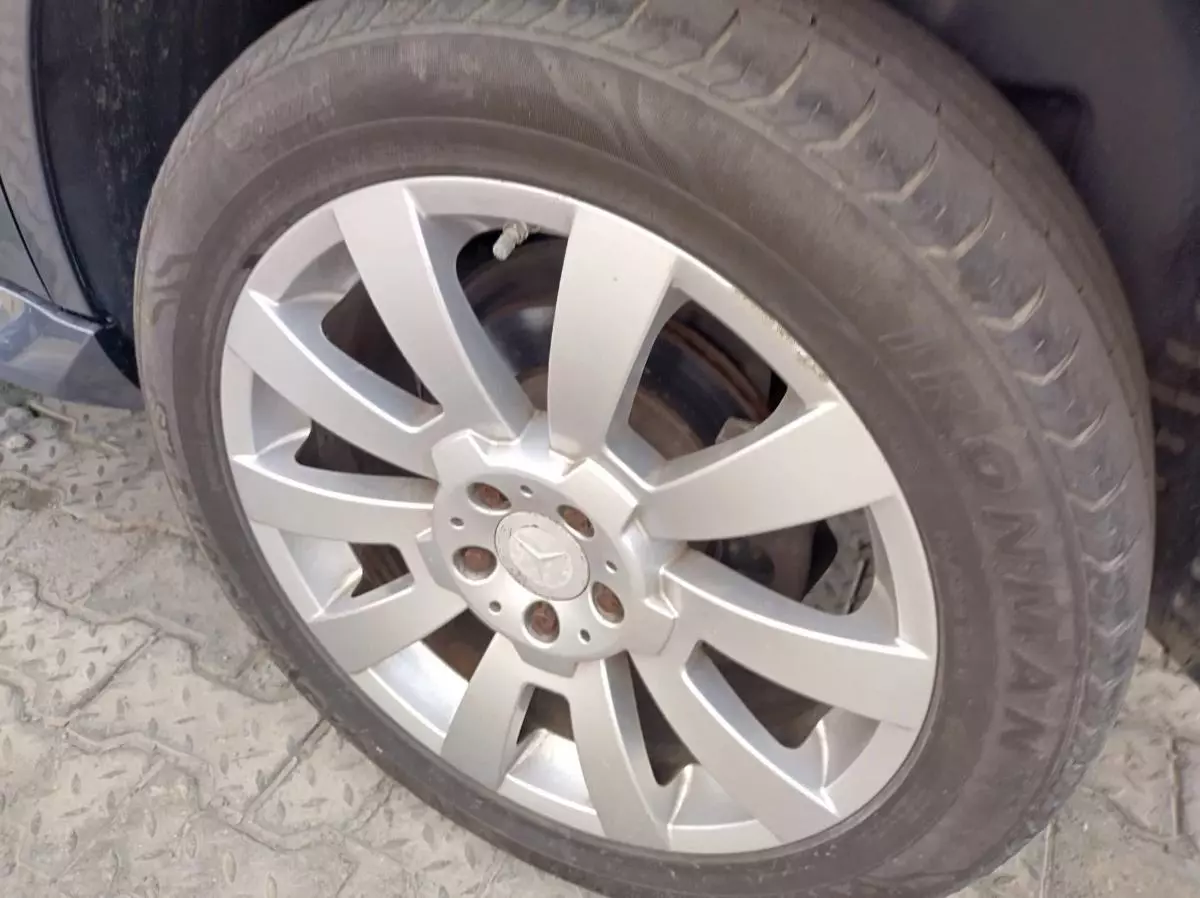 Mercedes-Benz GLK 350 - 2010