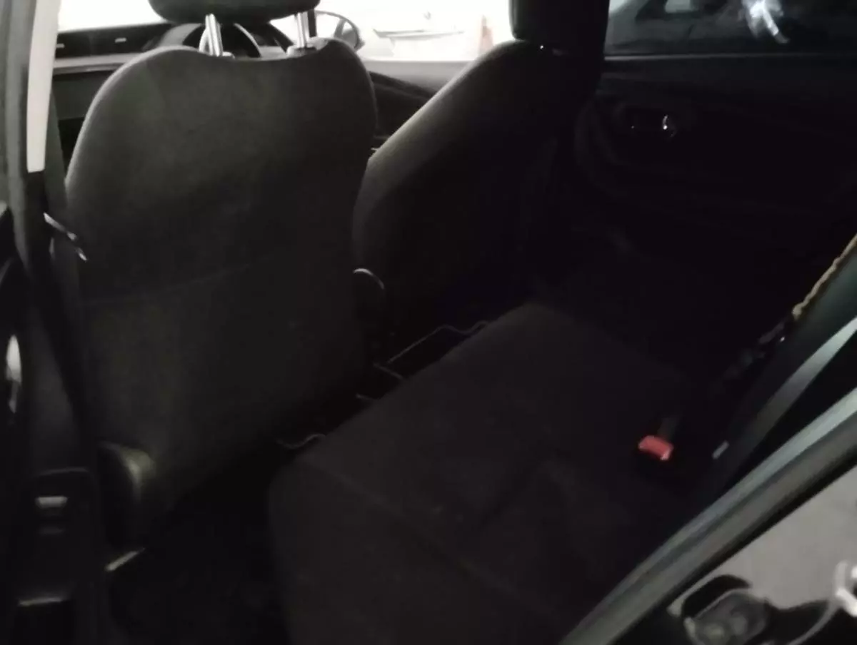 Toyota Vitz - 2016