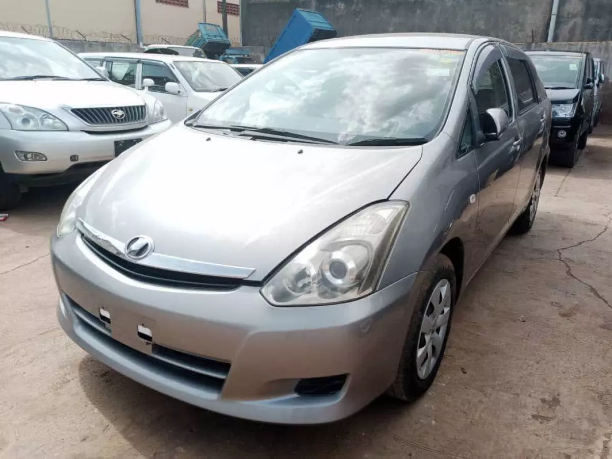 Toyota Wish - 2008
