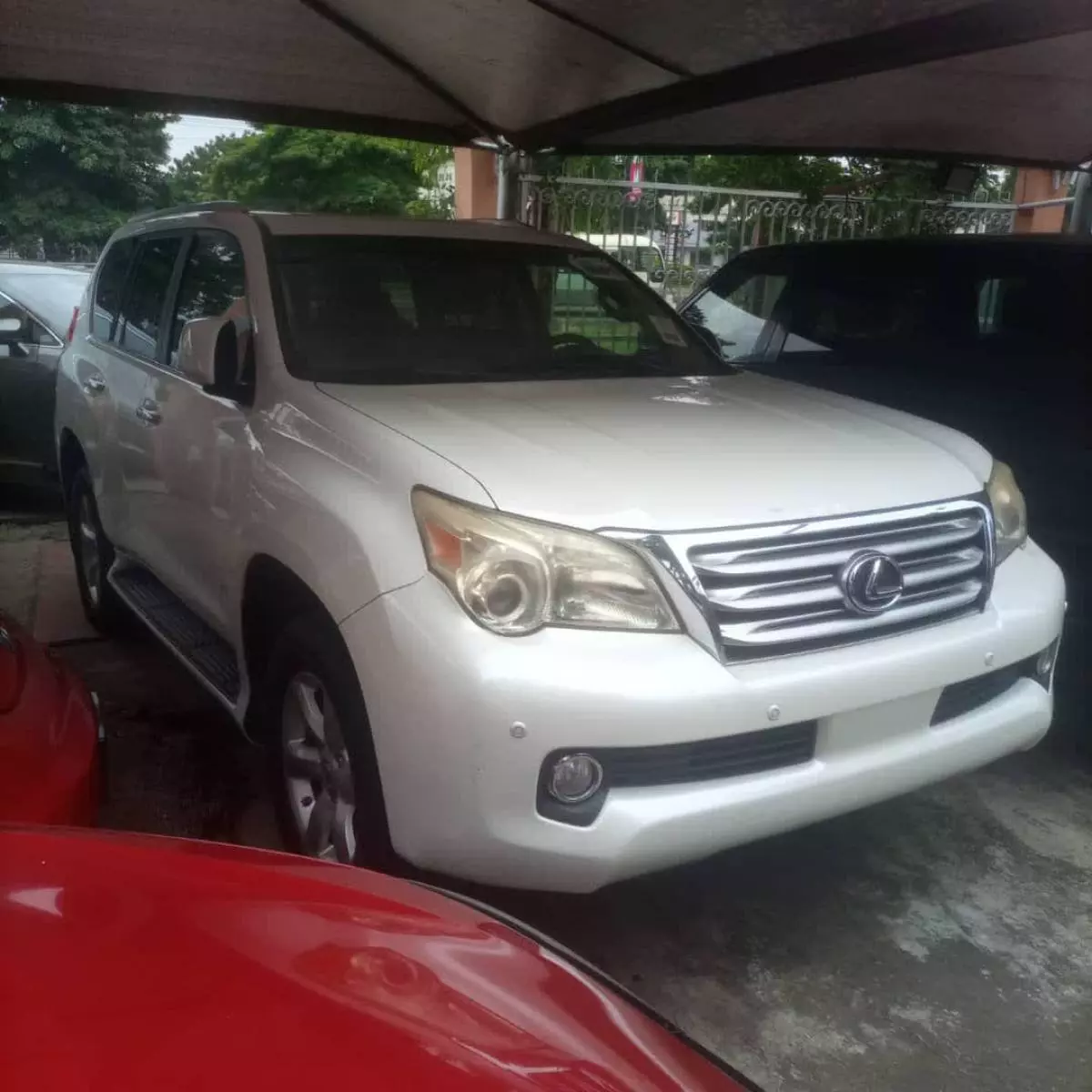 Lexus GX 460   - 2011