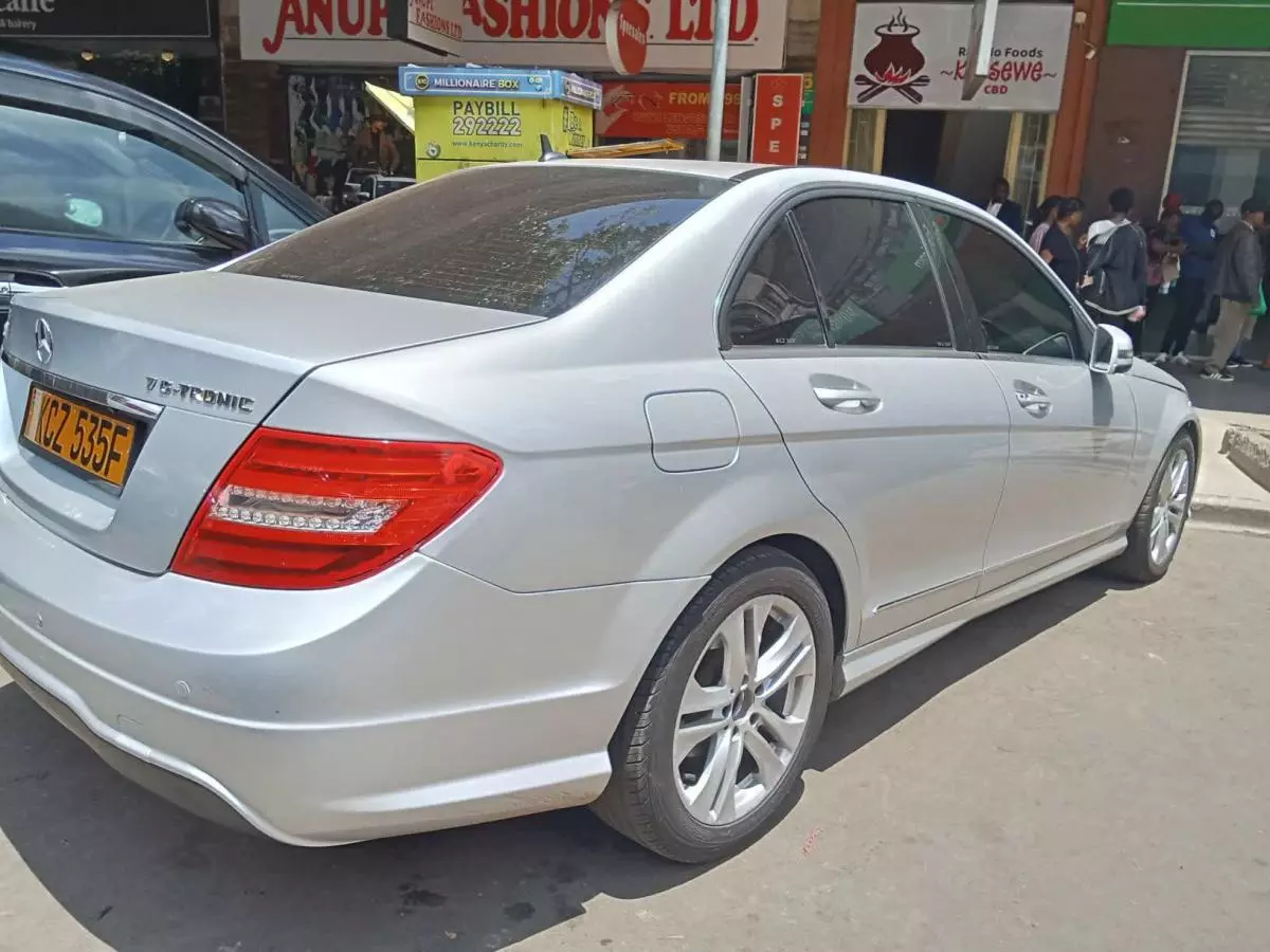 Mercedes-Benz C 180   - 2013