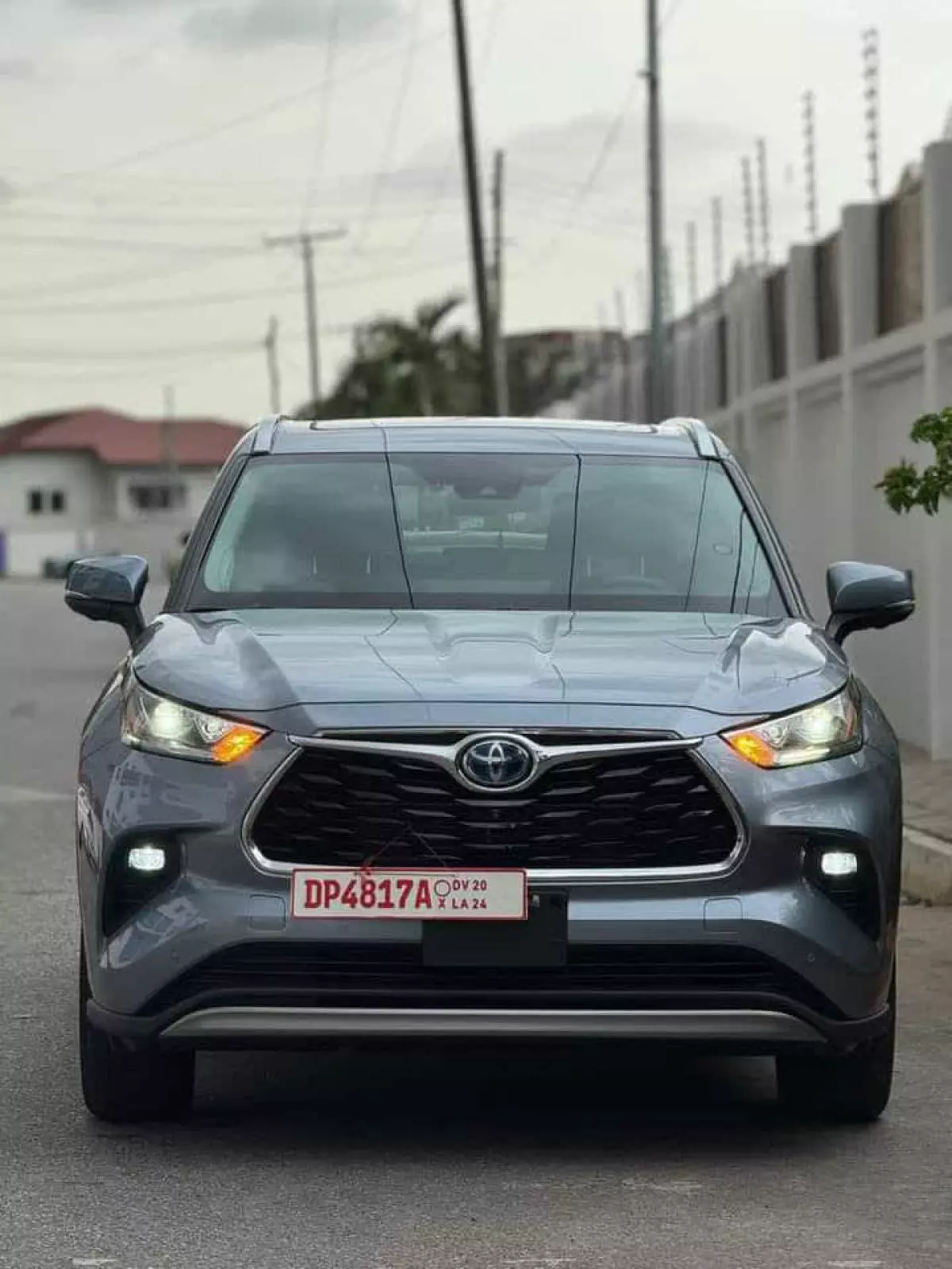 Toyota Highlander   - 2023