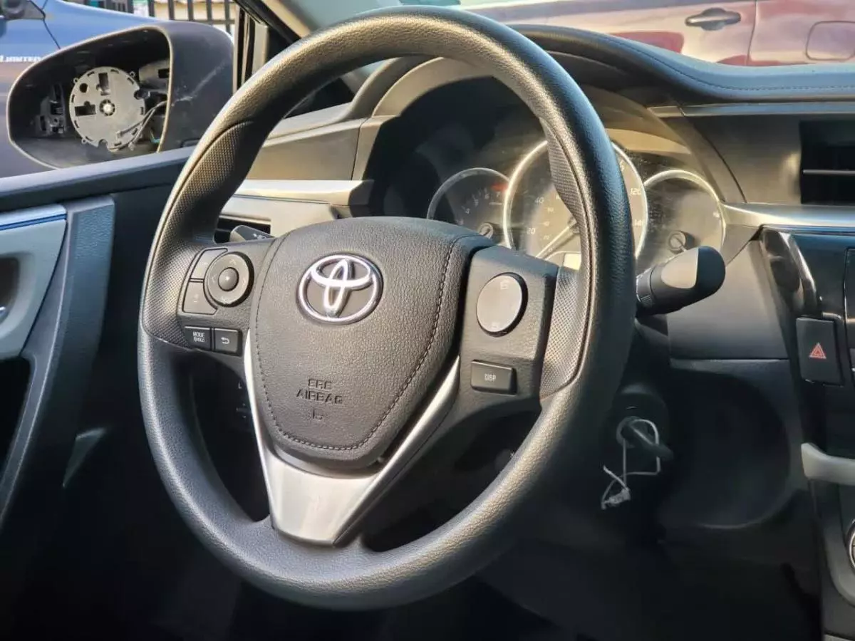 Toyota Corolla   - 2015