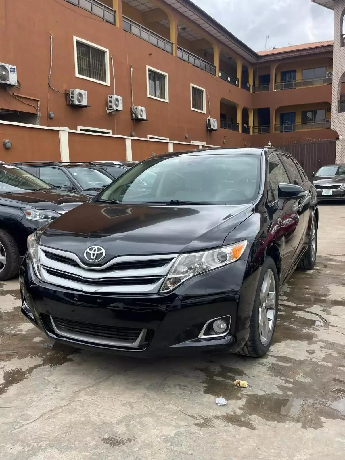 Toyota Venza   - 2014