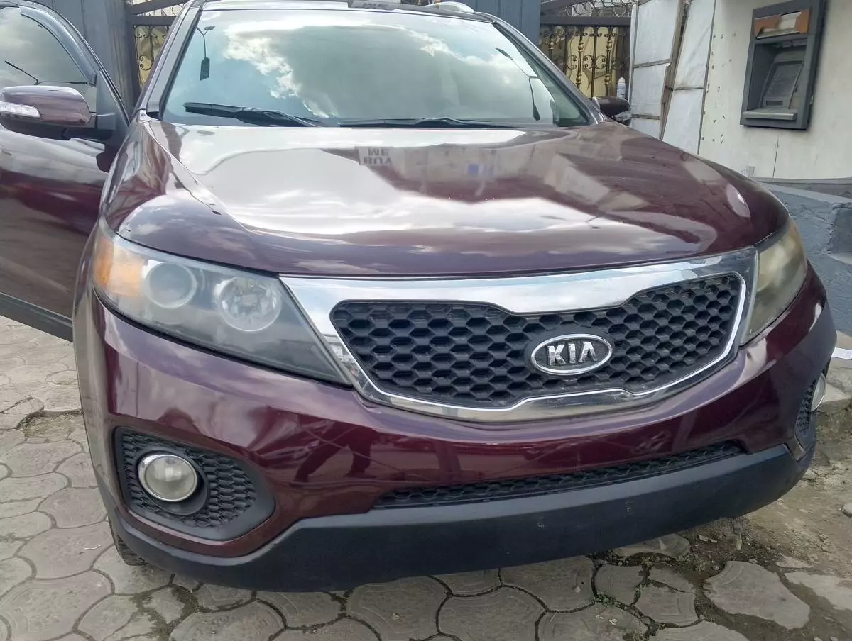 KIA Sorento   - 2011