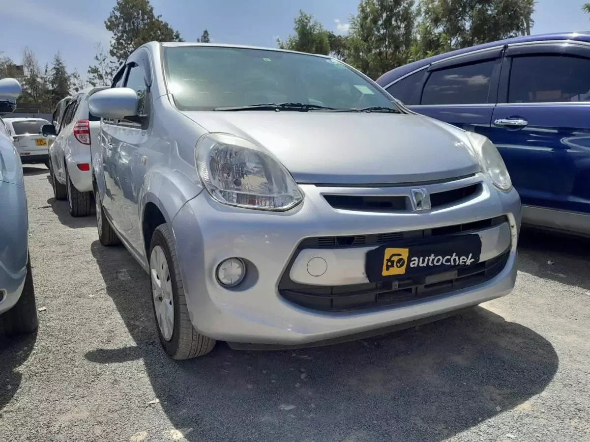 Toyota Passo - 2015