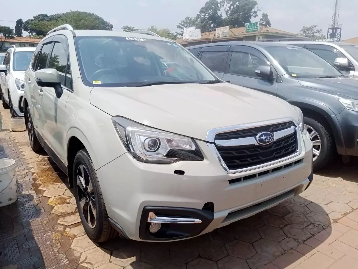 Subaru Forester   - 2015