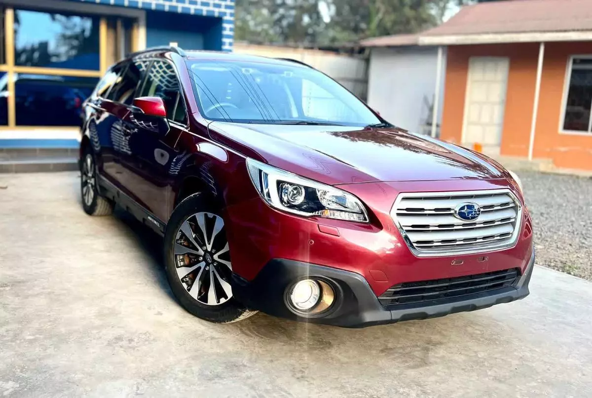 Subaru Outback   - 2016