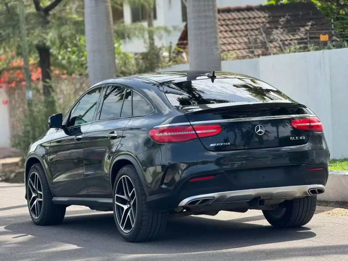 Mercedes-Benz GLE 43 AMG   - 2020