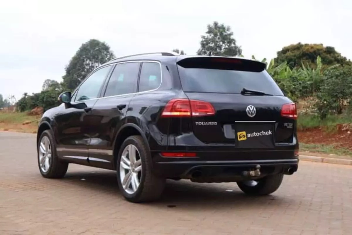 Volkswagen Touareg   - 2014