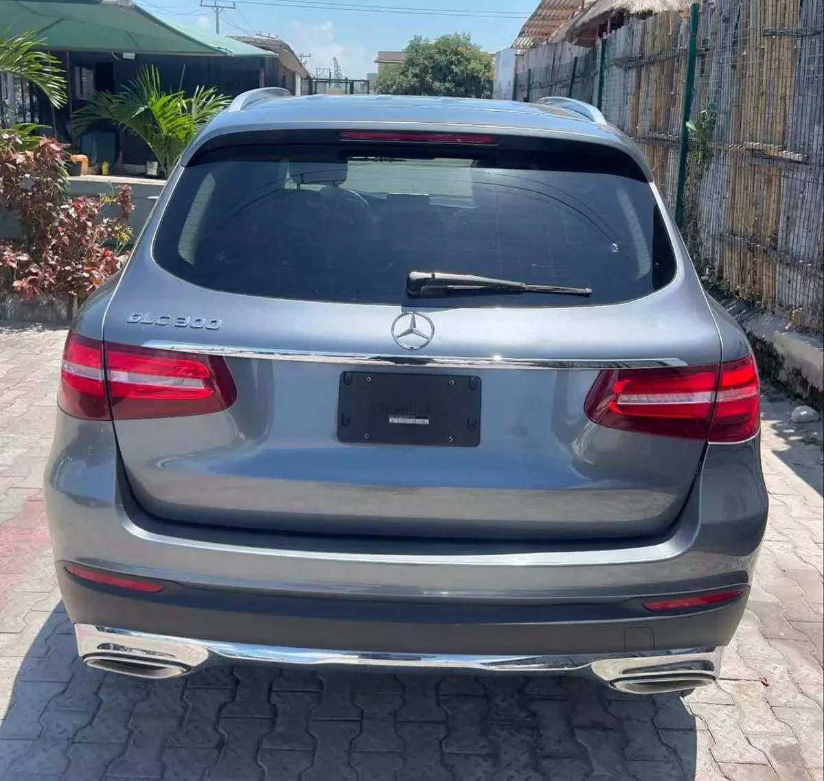 Mercedes-Benz GLC 300   - 2018