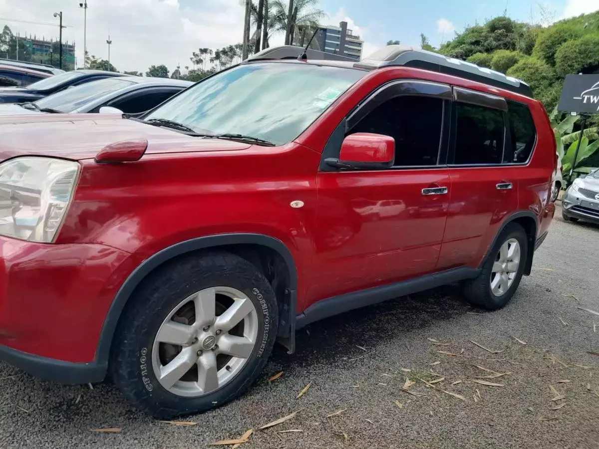 Nissan X-Trail   - 2010