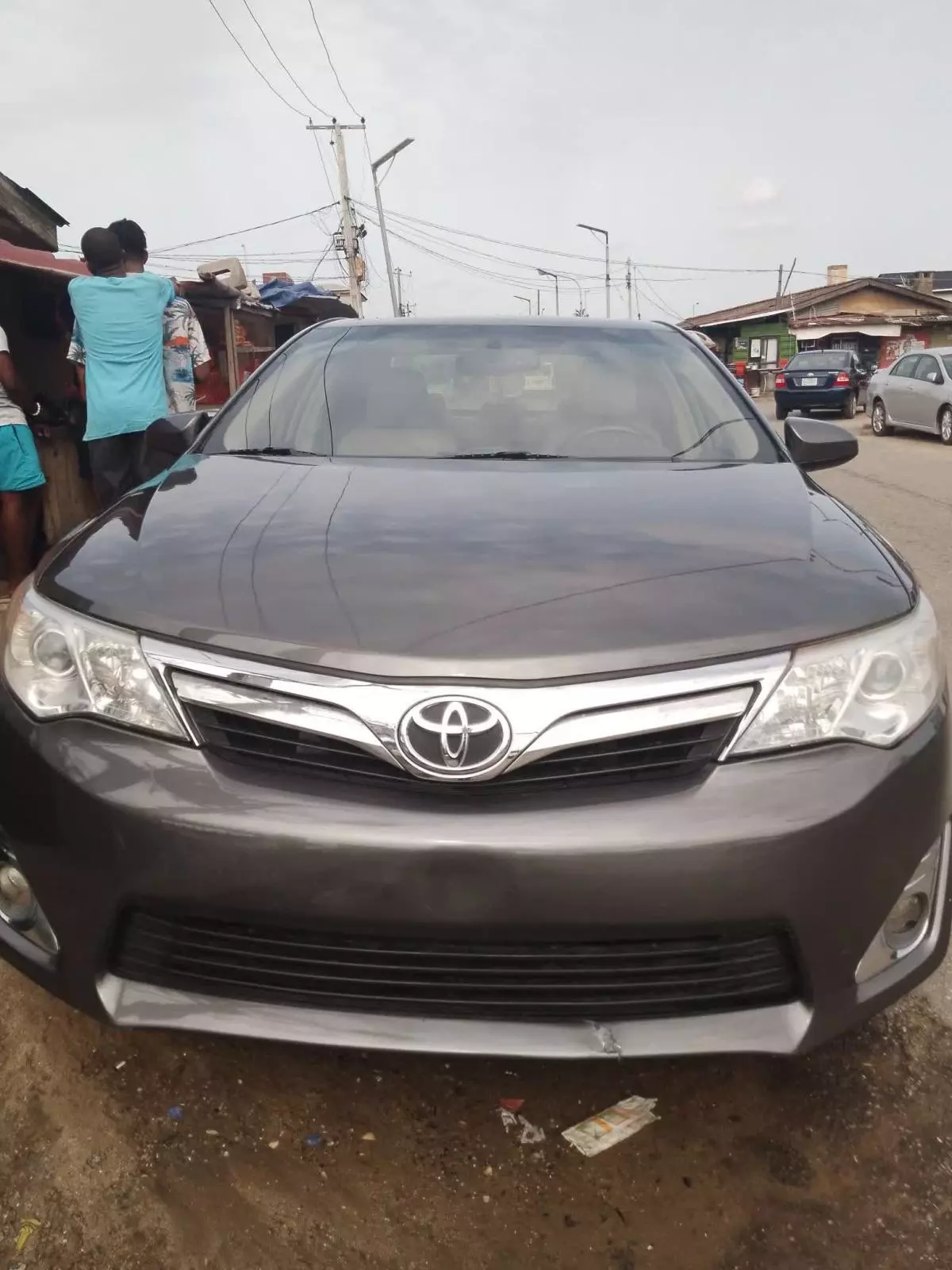 Toyota Camry   - 2012