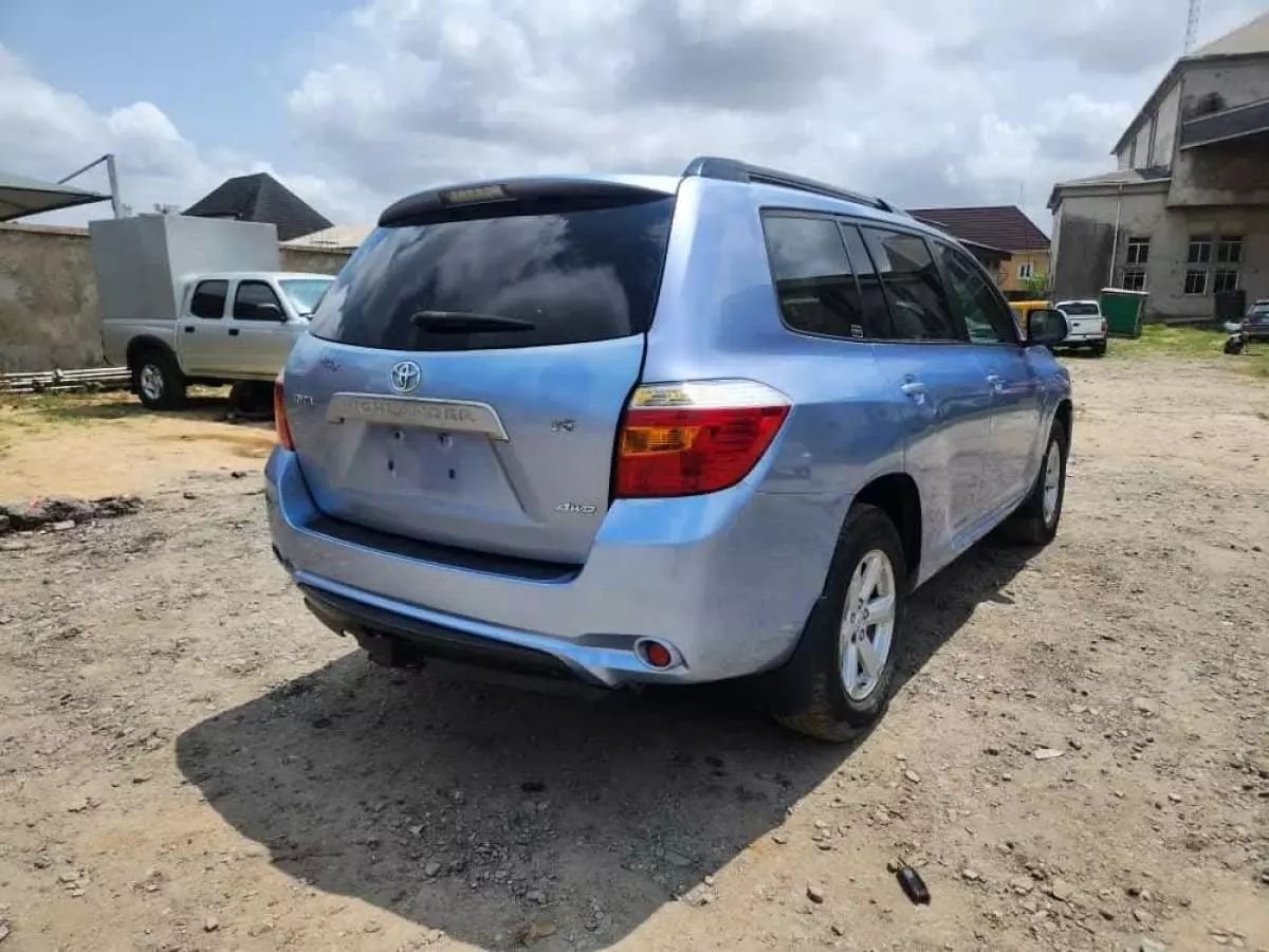 Toyota Highlander   - 2008