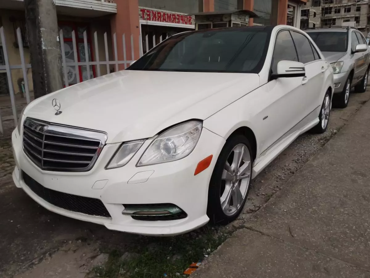 Mercedes-Benz E 350   - 2012