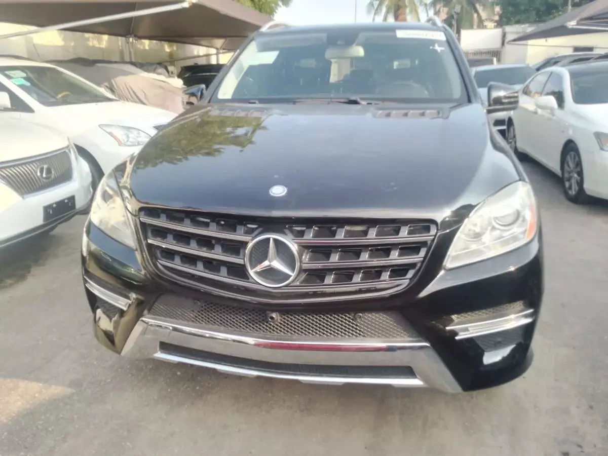 Mercedes-Benz ML 350   - 2012