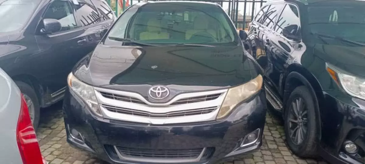 Toyota Venza   - 2014