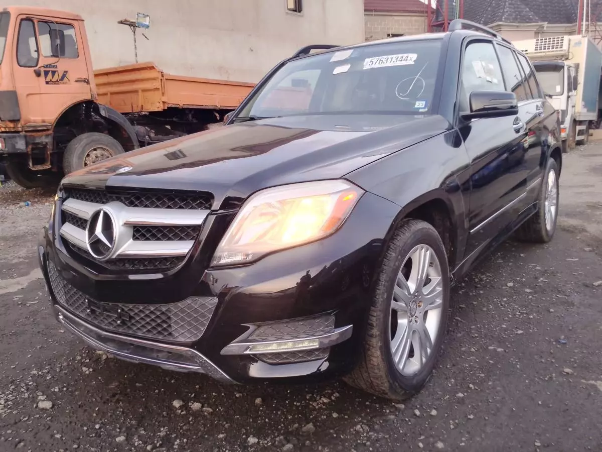 Mercedes-Benz GLK 350   - 2015