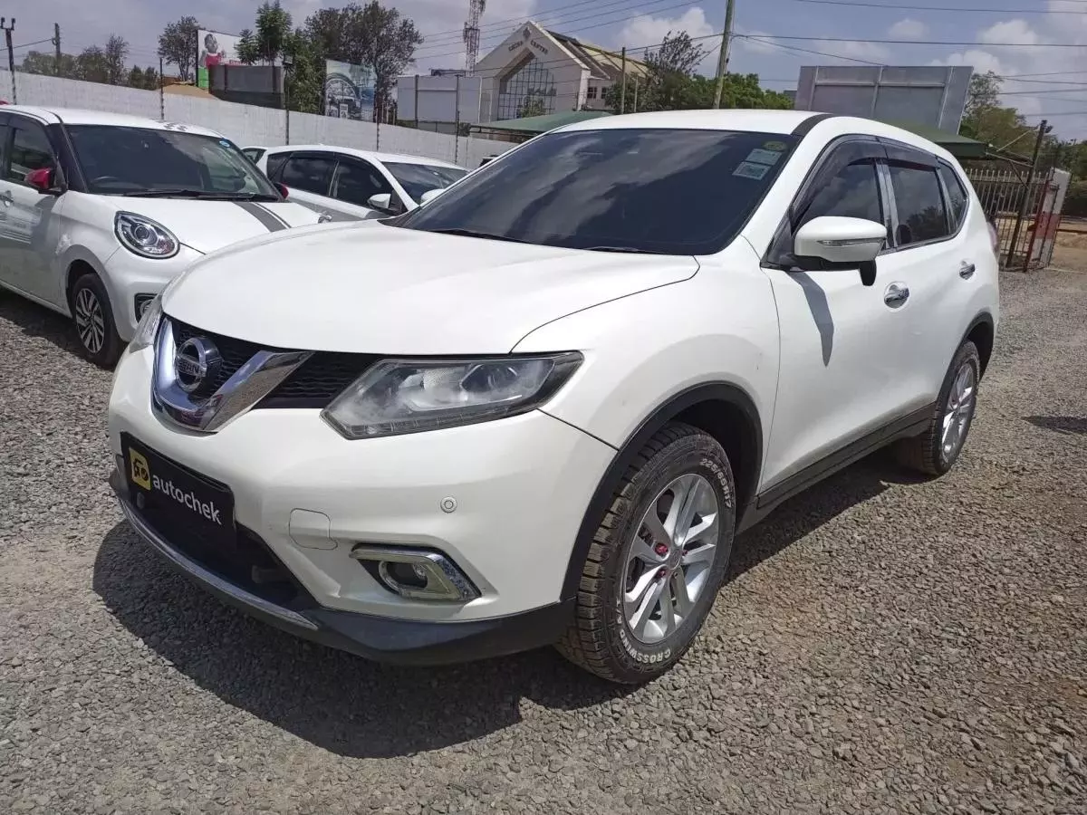 Nissan X-Trail - 2014