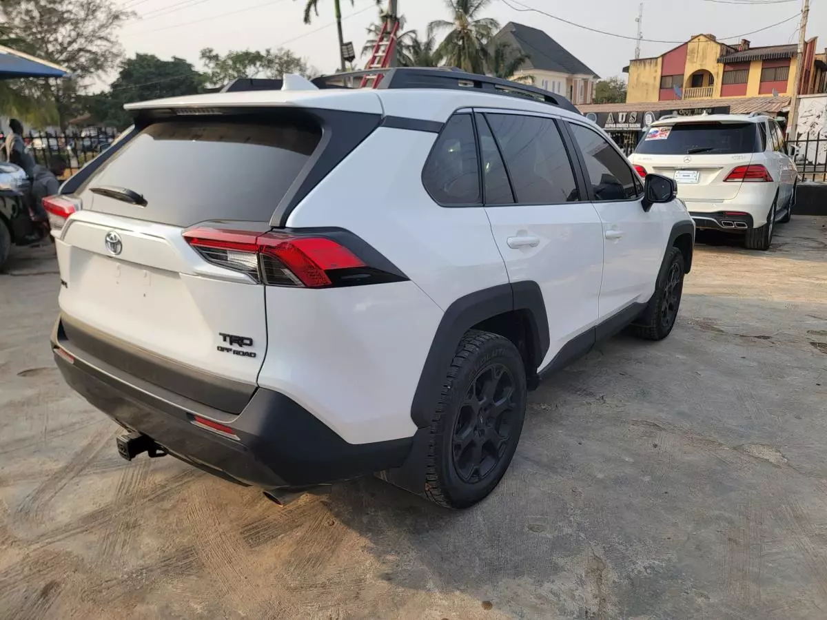 Toyota Rav4   - 2020