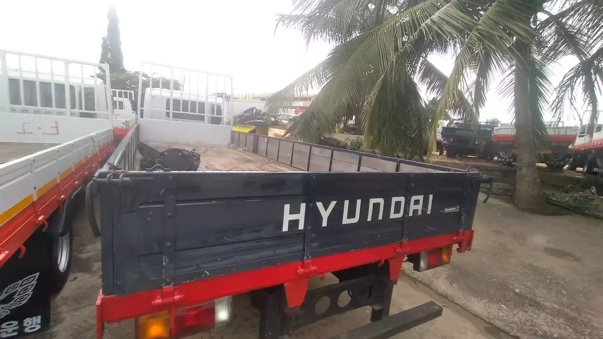 Hyundai HD TRUCK  - 2005