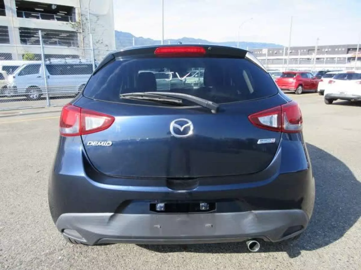 Mazda Demio    - 2016
