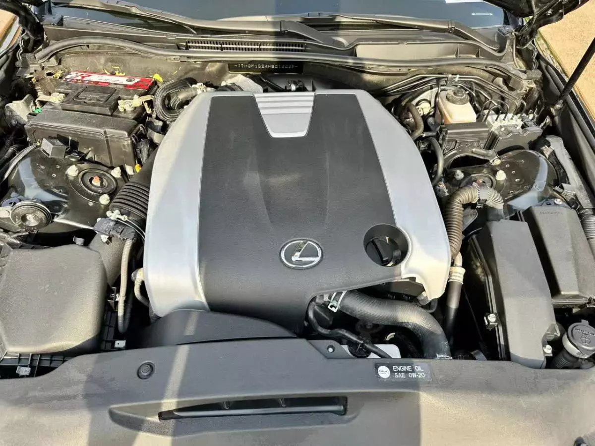 Lexus IS 300   - 2017