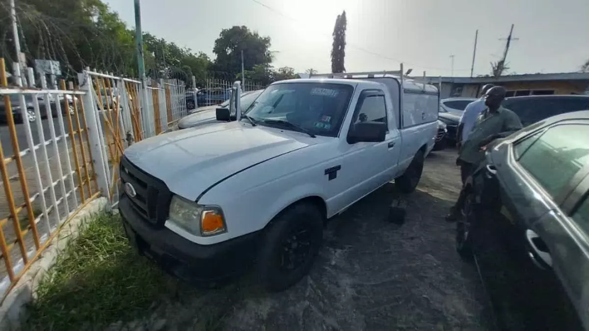 Ford Ranger   - 2011