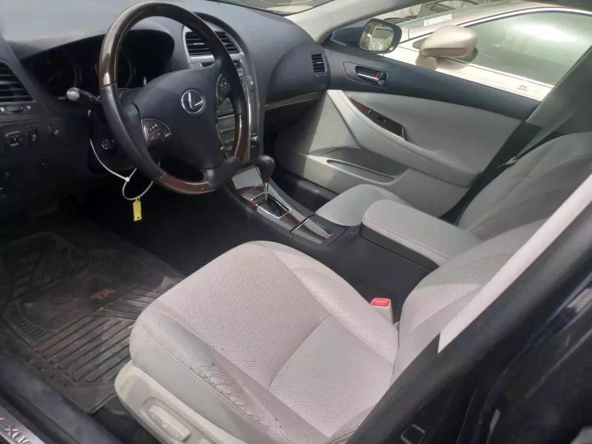 Lexus ES 350 - 2010
