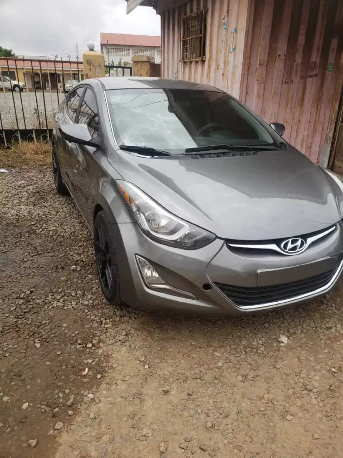 Hyundai Elantra   - 2014