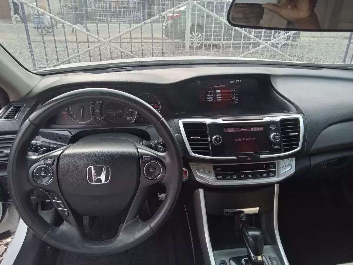 Honda Accord - 2014
