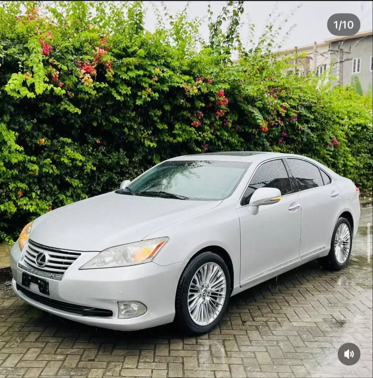 Lexus ES 350   - 2011