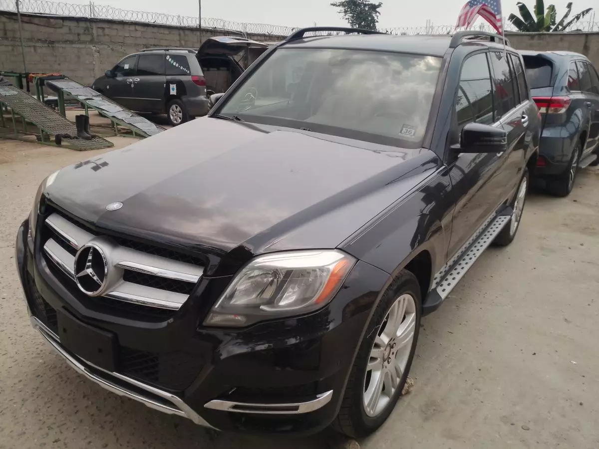 Mercedes-Benz GLK 350   - 2014