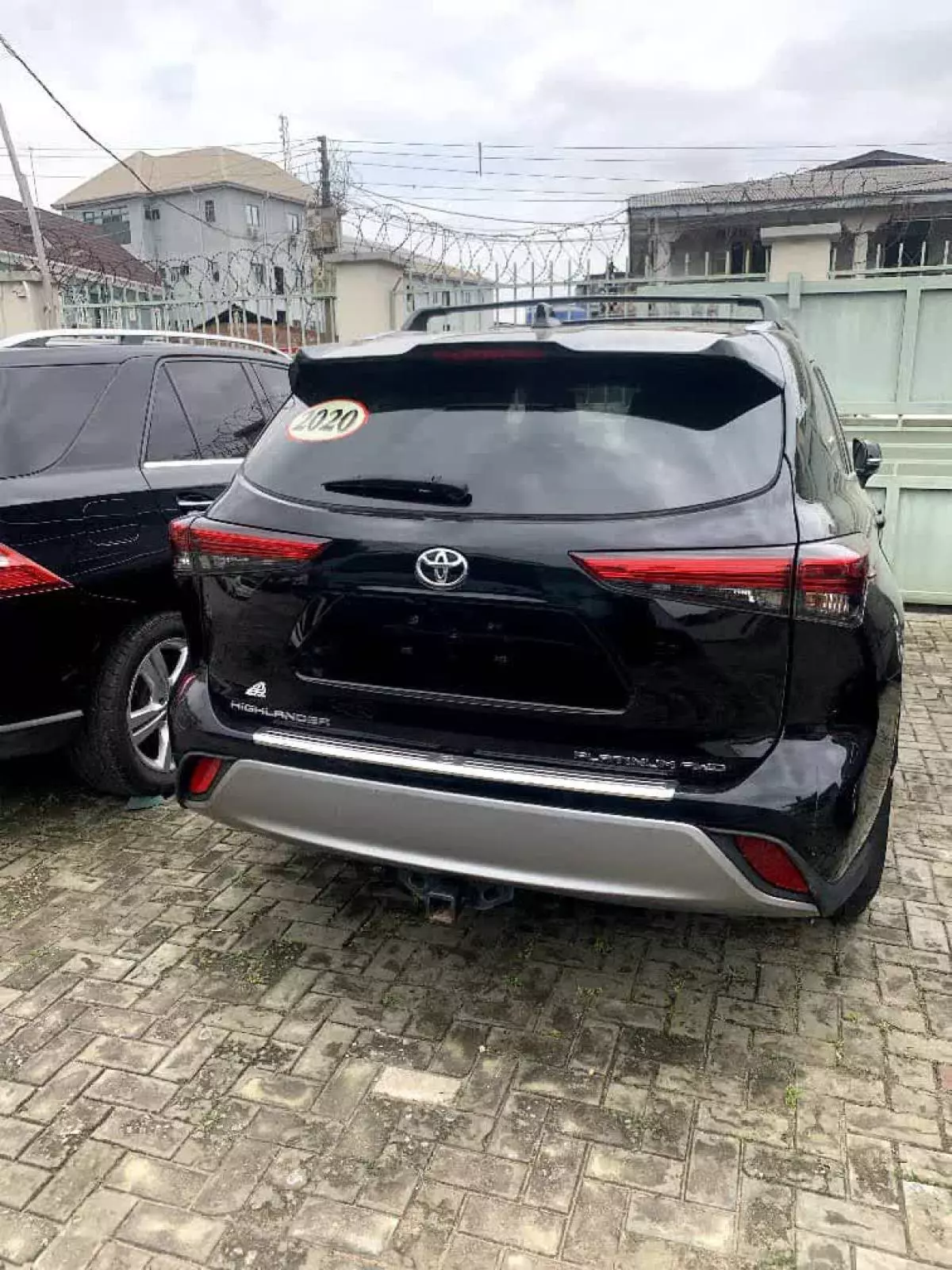 Toyota Highlander   - 2020