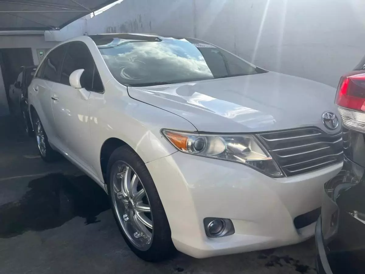 Toyota Venza   - 2010