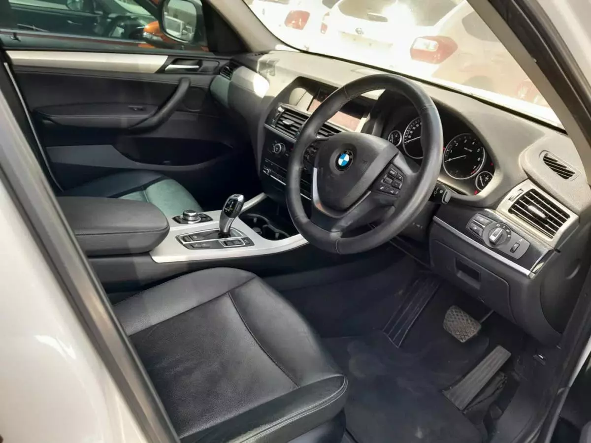 BMW X3 - 2012