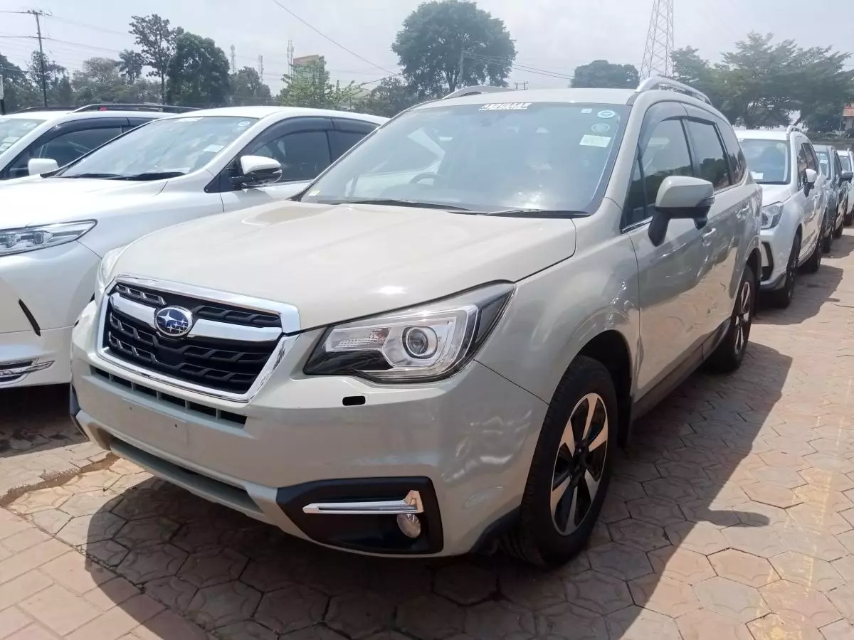 Subaru Forester   - 2015