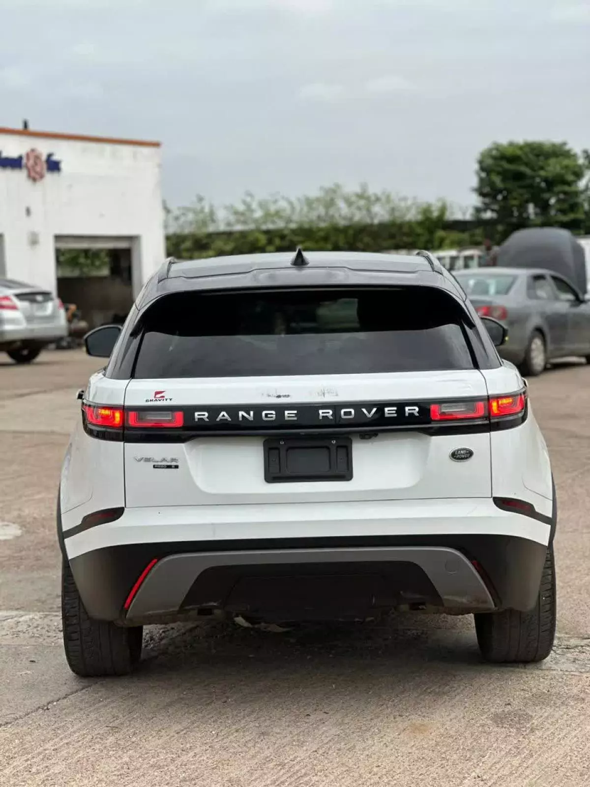 Land Rover Range Rover Velar   - 2019