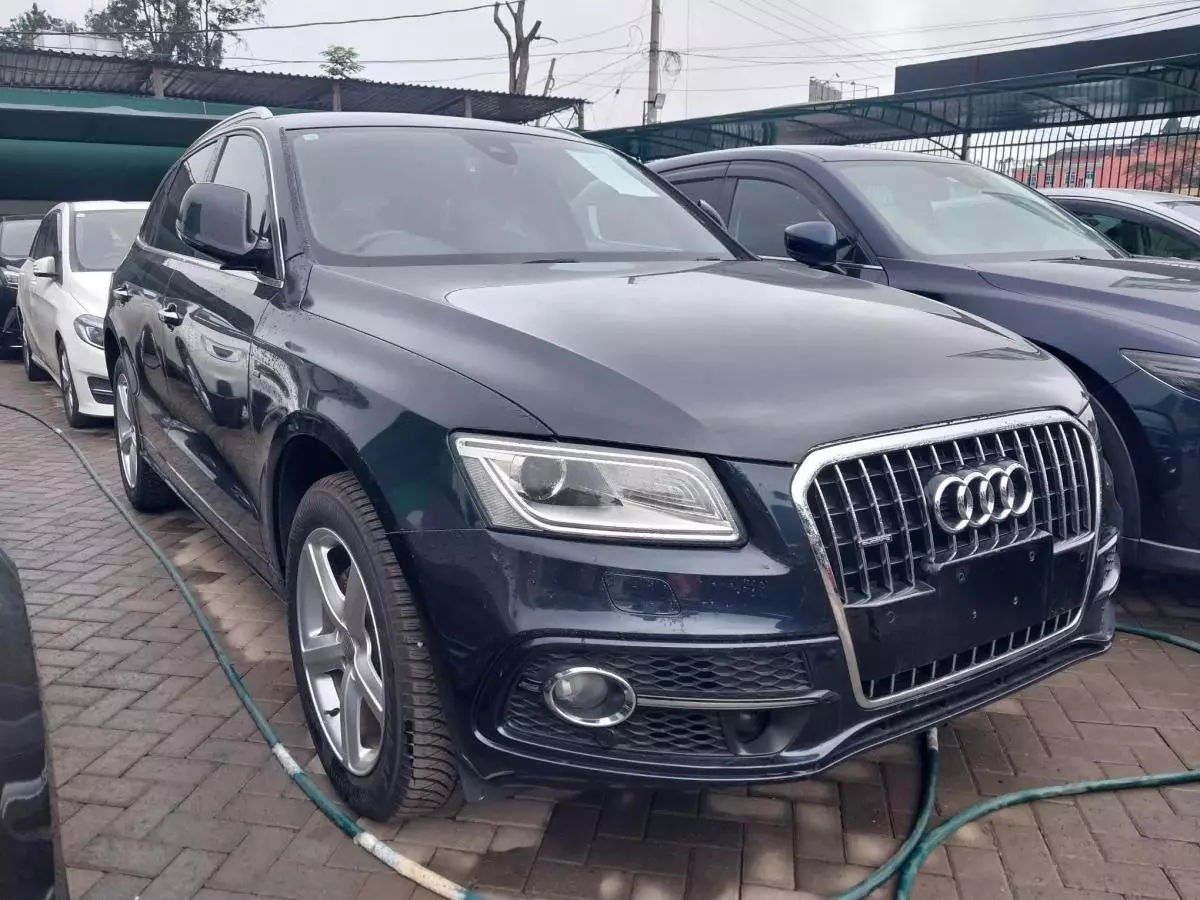 Audi Q5   - 2016