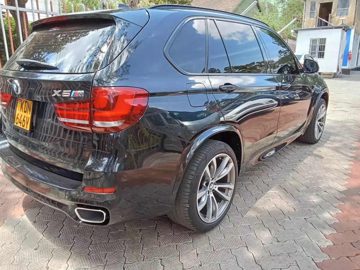 BMW X5   - 2016