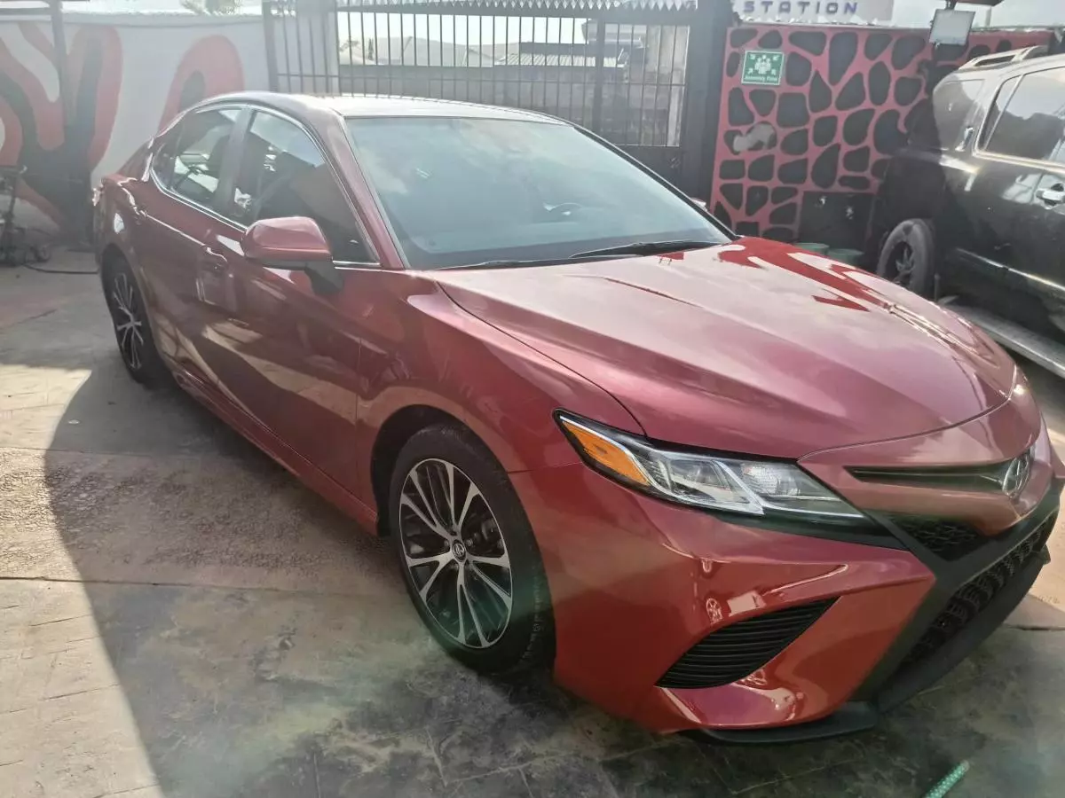 Toyota Camry   - 2020