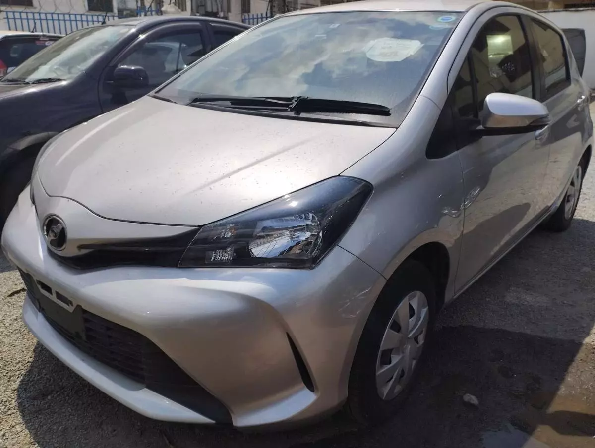 Toyota Vitz - 2016