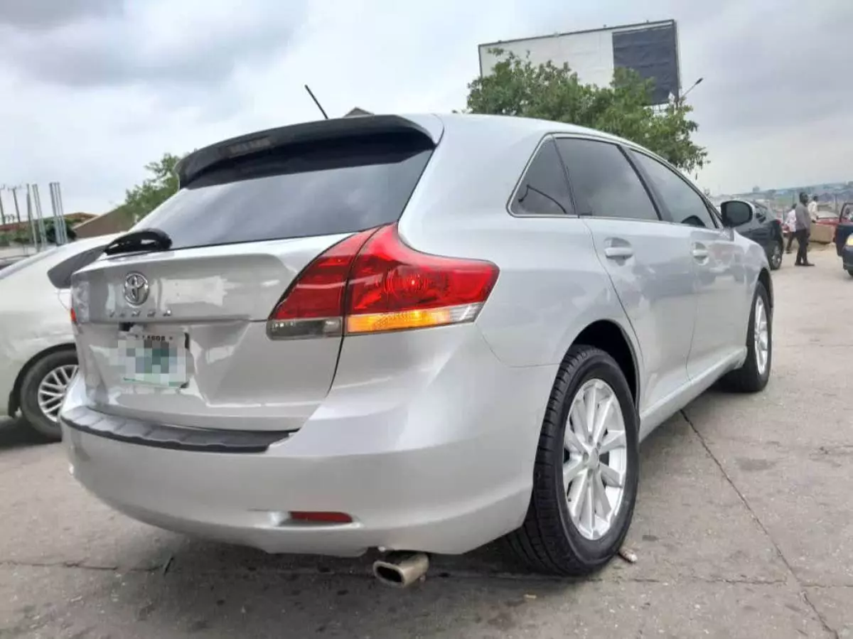 Toyota Venza   - 2009