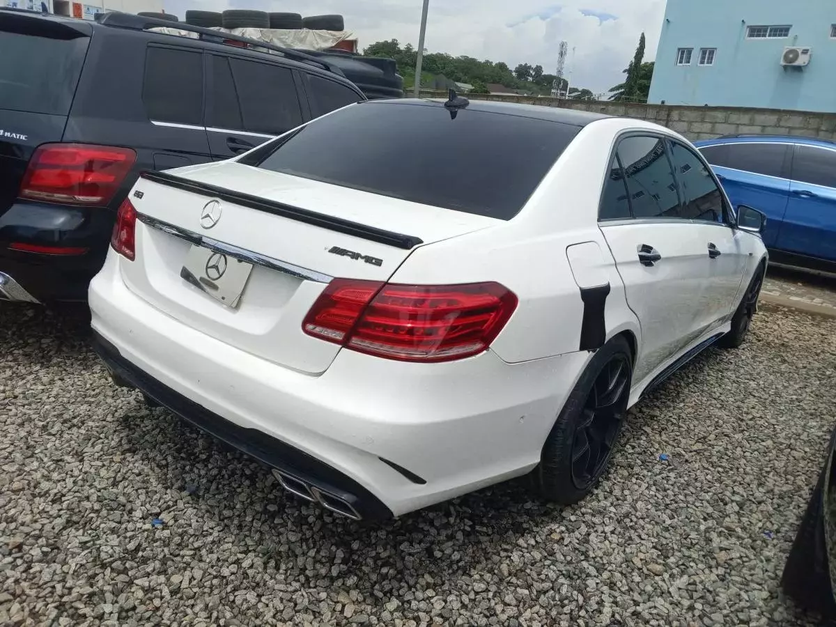 Mercedes-Benz E 63   - 2014