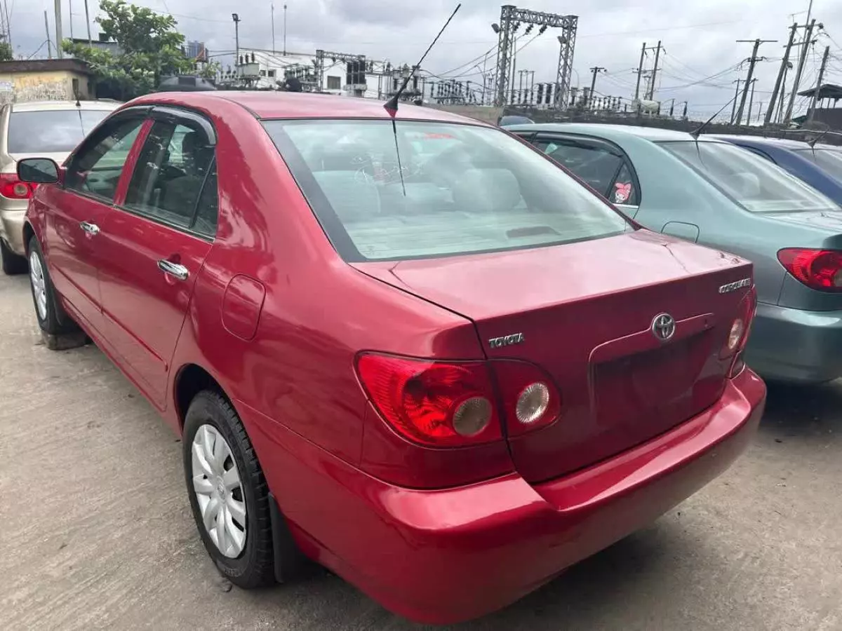 Toyota Corolla   - 2007